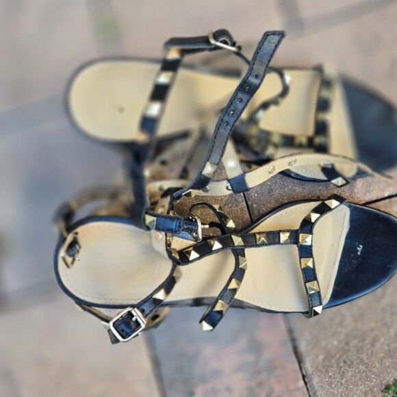 ASH Leather Studded T-Strap Block Heel Sandals Size 9 | Rockstud Black & Gold - Picture 7 of 10